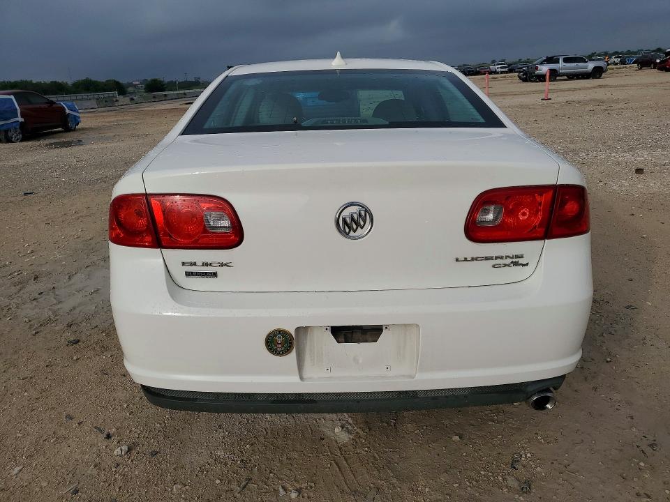 62272836 :رقم المزاد ، 1G4HC5EM6BU152374 vin ، 2011 Buick Lucerne مزاد بيع