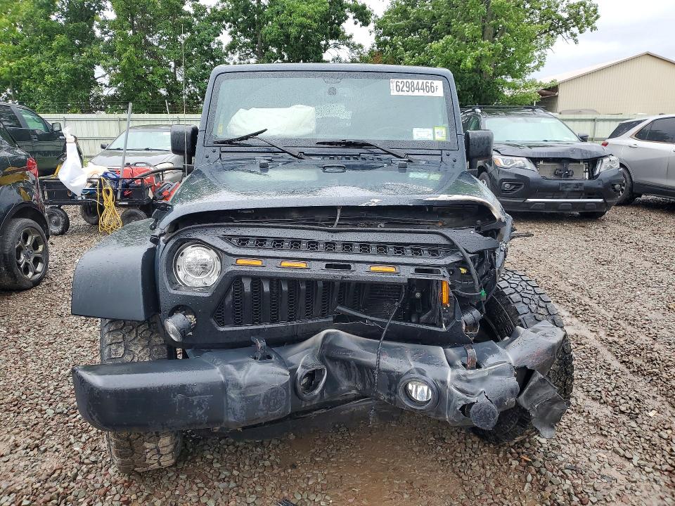 62984466 :رقم المزاد ، 1C4BJWCGXJL830311 vin ، 2018 Jeep Wrangler مزاد بيع