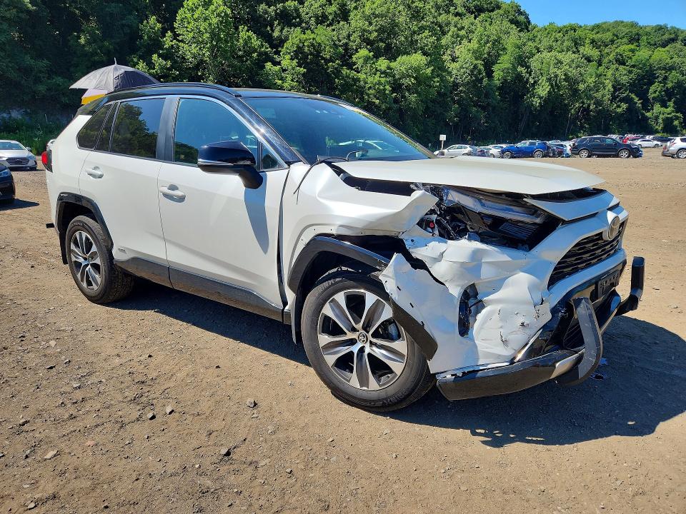 Продажа на аукционе авто 2023 Toyota Rav4, vin: 2T3E6RFV7PW038830, номер лота: 61741086