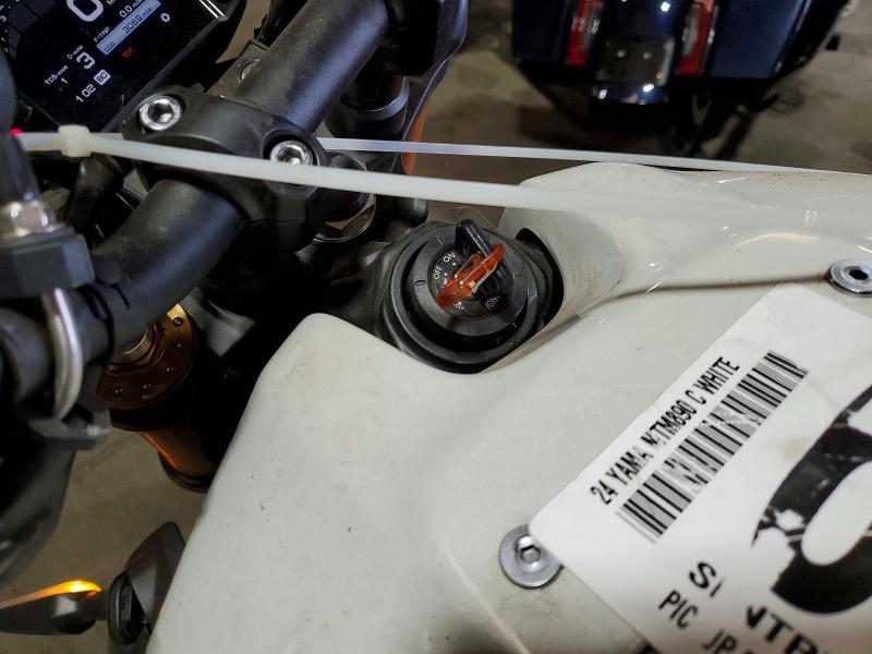 61889476 :رقم المزاد ، JYARN80Y2RA000940 vin ، 2024 Yamaha Mtm890 مزاد بيع