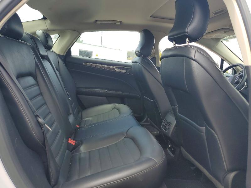 60626286 :رقم المزاد ، 3FA6P0PU9HR277584 vin ، 2017 Ford Fusion مزاد بيع