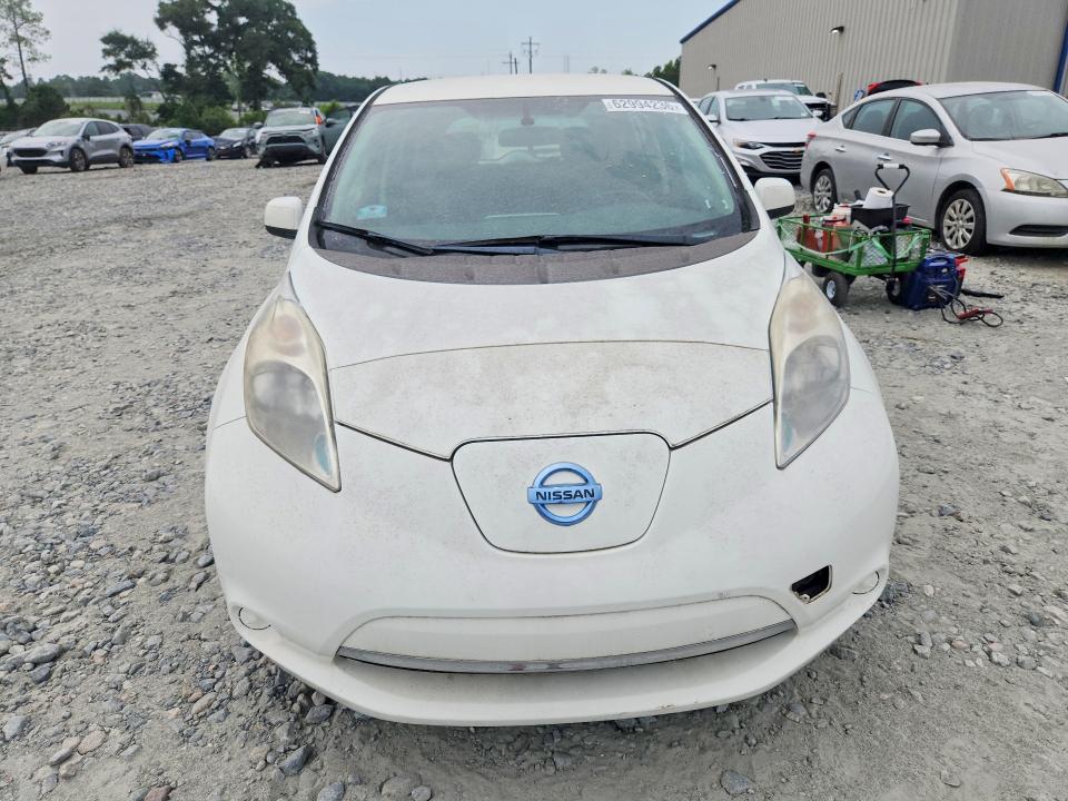 62994236 :رقم المزاد ، 1N4AZ0CP3FC304469 vin ، 2015 Nissan Leaf مزاد بيع