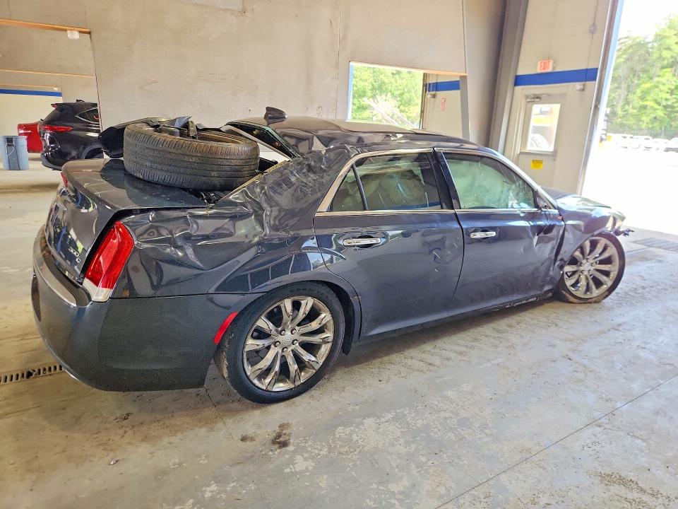 Продажа на аукционе авто 2016 Chrysler 300c, vin: 2C3CCAEG8GH243839, номер лота: 61057326