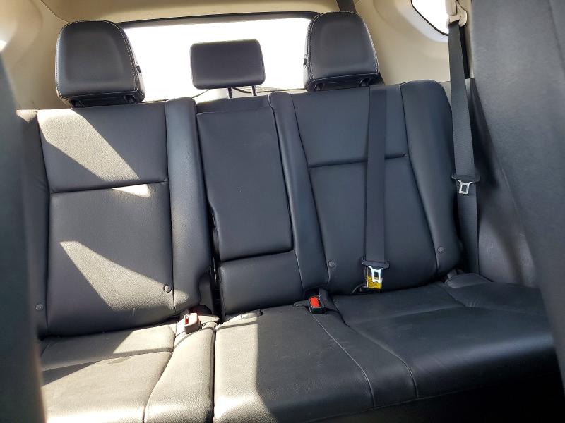 61912526 :رقم المزاد ، 2T3YFREV8HW322600 vin ، 2017 Toyota Rav4 مزاد بيع