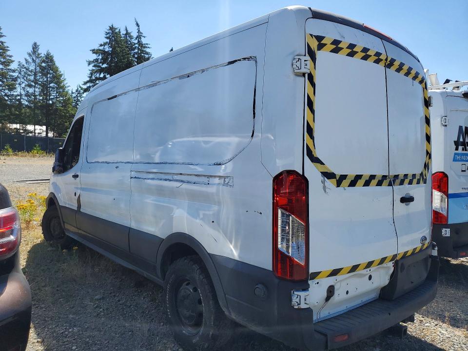 60626126 :رقم المزاد ، 1FTYE2CM5HKA12157 vin ، 2017 Ford Transit مزاد بيع