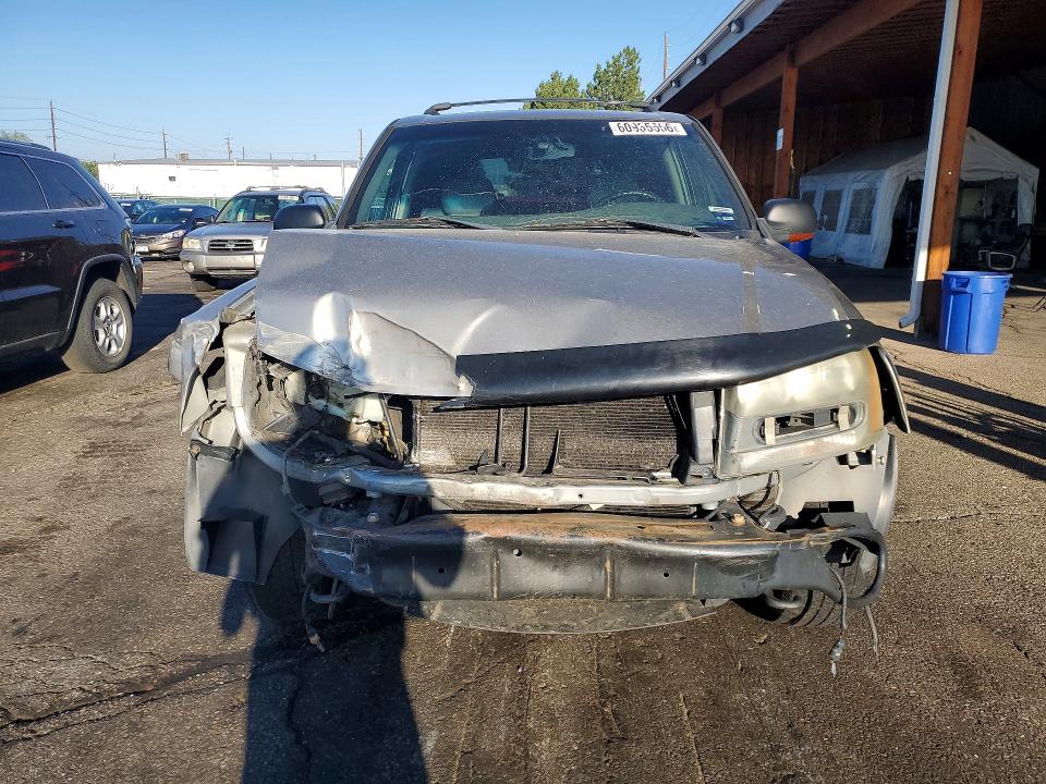60935556 :رقم المزاد ، 1GNDT13S632402097 vin ، 2003 Chevrolet Trailblazer مزاد بيع