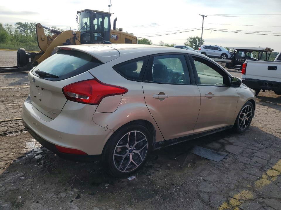 60749166 :رقم المزاد ، 1FADP3M20JL210159 vin ، 2018 Ford Focus مزاد بيع