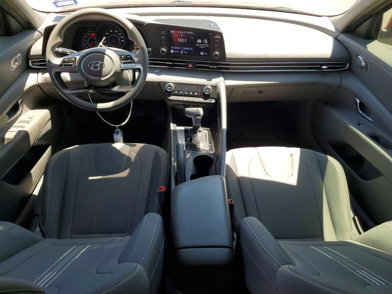 62826886 :رقم المزاد ، 5NPLM4AG0NH081418 vin ، 2022 Hyundai Elantra مزاد بيع