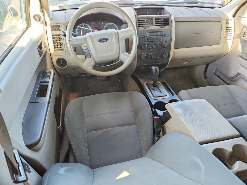 60629116 :رقم المزاد ، 1FMCU0C70AKC82958 vin ، 2010 Ford Escape مزاد بيع
