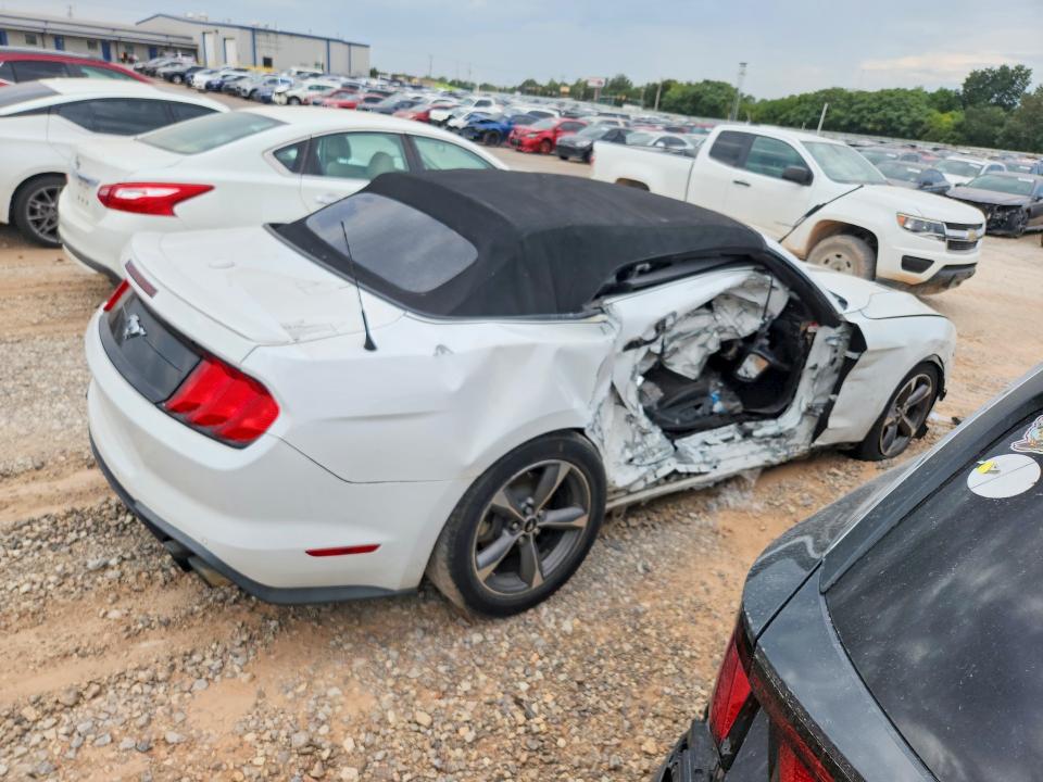 Продажа на аукционе авто 2020 Ford Mustang, vin: 1FATP8UH9L5113580, номер лота: 62803286