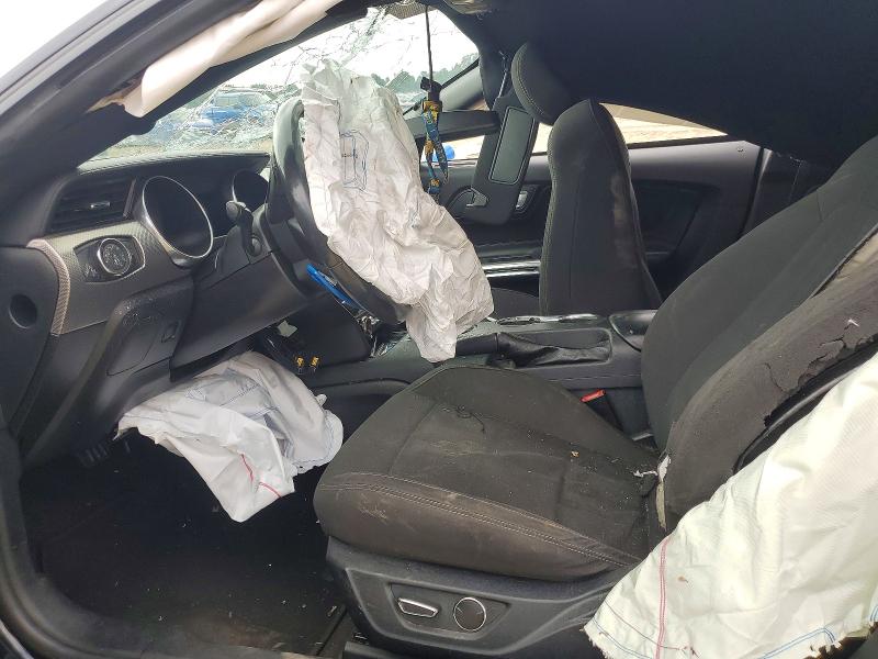 60275166 :رقم المزاد ، 1FA6P8TH9J5153685 vin ، 2018 Ford Mustang مزاد بيع