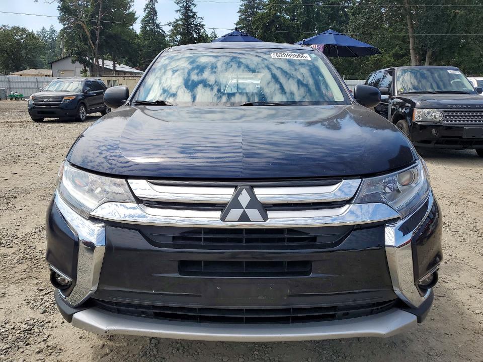 2018 Mitsubishi Outlander მანქანა იყიდება აუქციონზე, vin: JA4AZ3A36JJ001146, აუქციონის ნომერი: 62099566