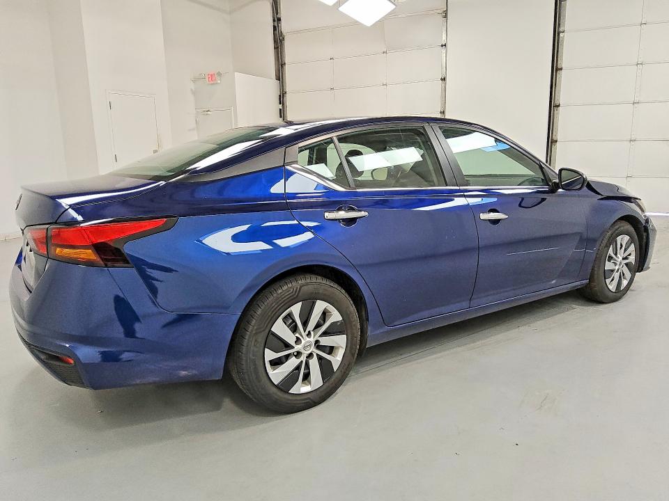 Продаж на аукціоні авто 2023 Nissan Altima, vin: 1N4BL4BV9PN398117, номер лоту: 61037426