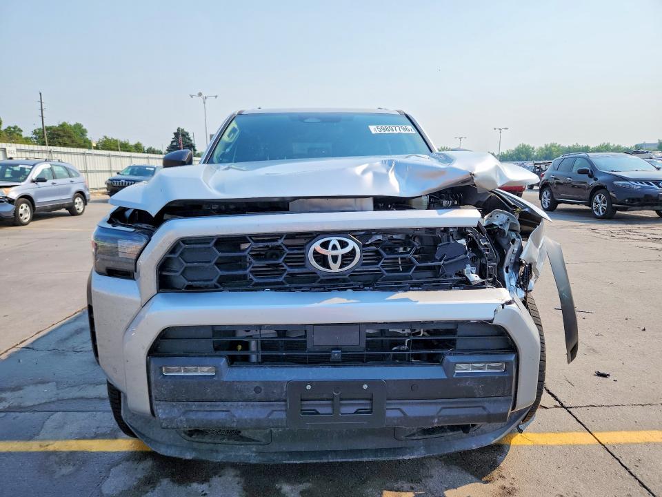 Продажа на аукционе авто 2025 Toyota 4runner, vin: JTEVB5BRXS5007001, номер лота: 59897796