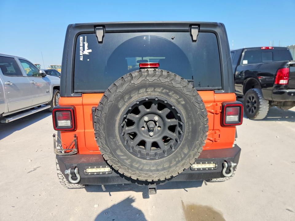 2020 Jeep Wrangler Unlimited მანქანა იყიდება აუქციონზე, vin: 1C4HJXDG8LW212470, აუქციონის ნომერი: 59788436