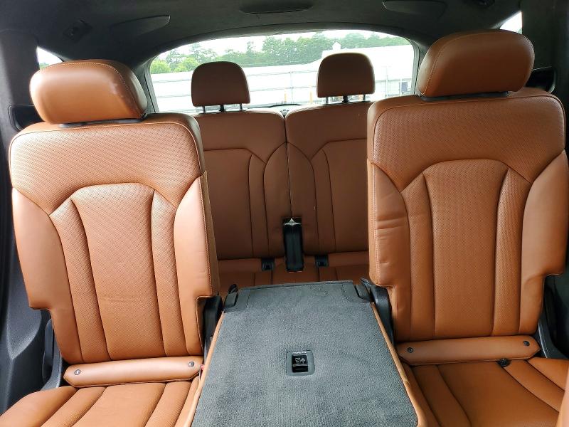 58881916 :رقم المزاد ، WA1VAAF71JD037690 vin ، 2018 Audi Q7 مزاد بيع
