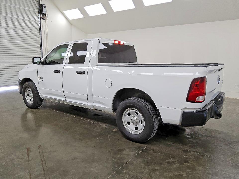 59533666 :رقم المزاد ، 1C6RR7FG1JS303392 vin ، 2018 Ram 1500 مزاد بيع