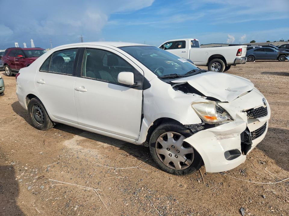 59701566 :رقم المزاد ، JTDBT4K35CL020827 vin ، 2012 Toyota Yaris مزاد بيع