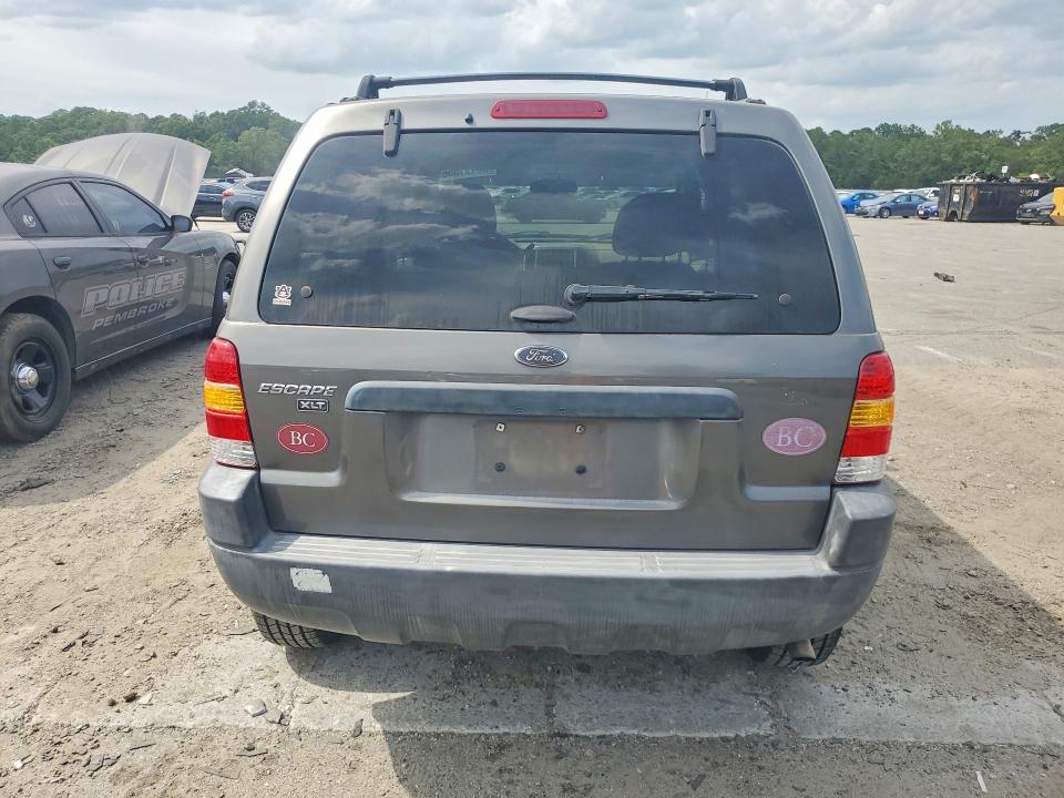 2004 Ford Escape მანქანა იყიდება აუქციონზე, vin: 1FMYU03114DA21123, აუქციონის ნომერი: 62191556