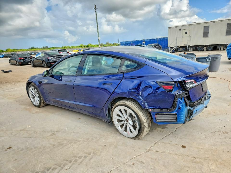 Продажа на аукционе авто 2022 Tesla Model 3, vin: 5YJ3E1EA9NF371608, номер лота: 62076316