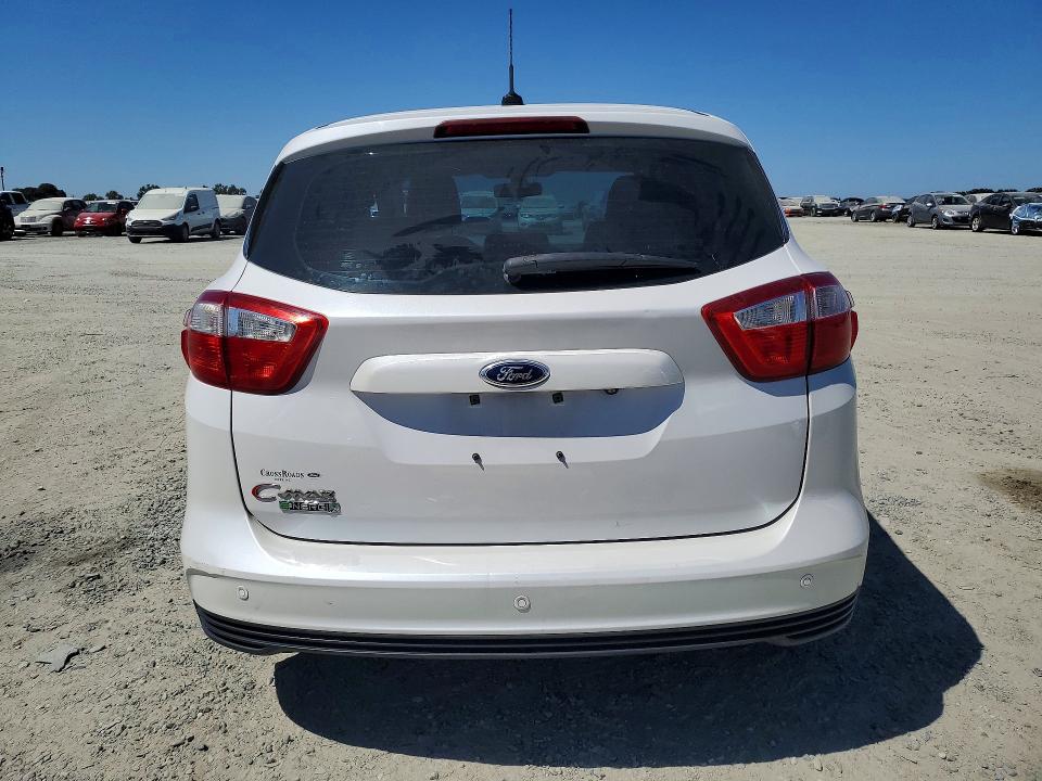 63247926 :رقم المزاد ، 1FADP5CU2FL101773 vin ، 2015 Ford C-max مزاد بيع