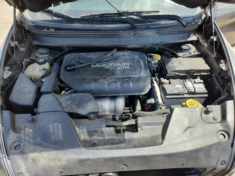 Продаж на аукціоні авто 2018 Jeep Cherokee, vin: 1C4PJLCB1JD621526, номер лоту: 61294116