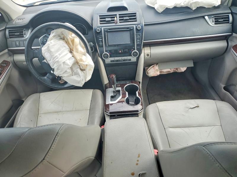 63013406 :رقم المزاد ، 4T1BK1FK4CU007298 vin ، 2012 Toyota Camry مزاد بيع