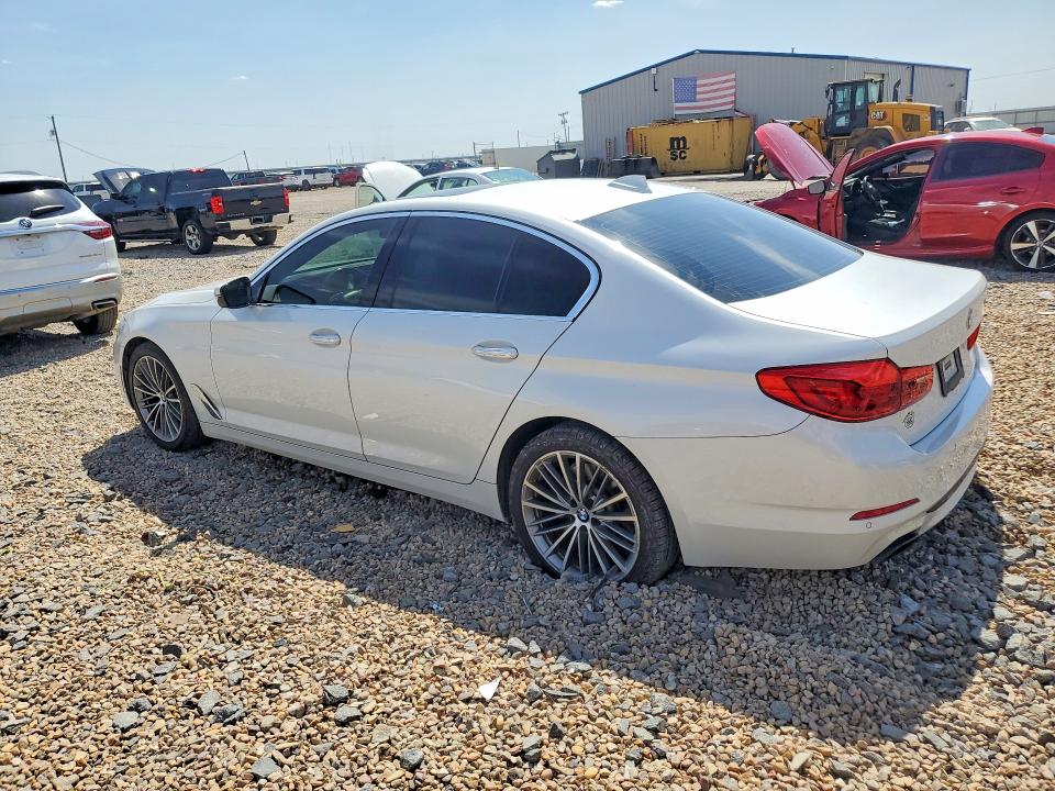 62774356 :رقم المزاد ، WBAJE5C31HG914931 vin ، 2017 Bmw 540 مزاد بيع