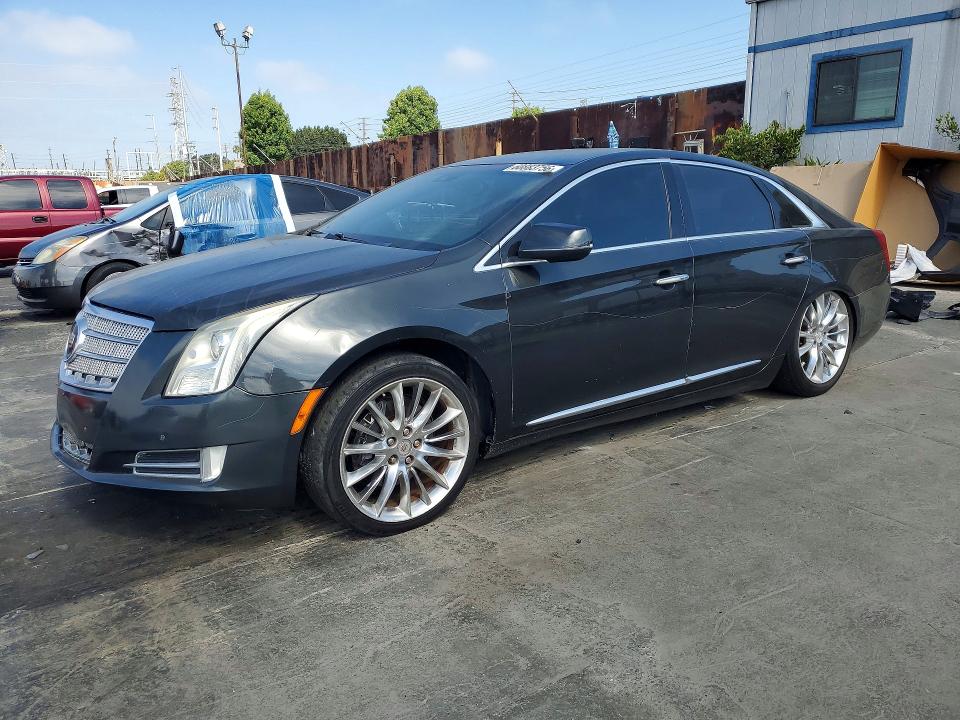 60883756 :رقم المزاد ، 2G61U5S3XD9102983 vin ، 2013 Cadillac Xts مزاد بيع