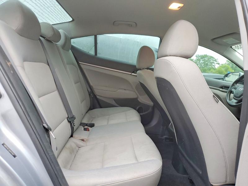 Продаж на аукціоні авто 2017 Hyundai Elantra, vin: 5NPD74LF2HH151957, номер лоту: 62818556