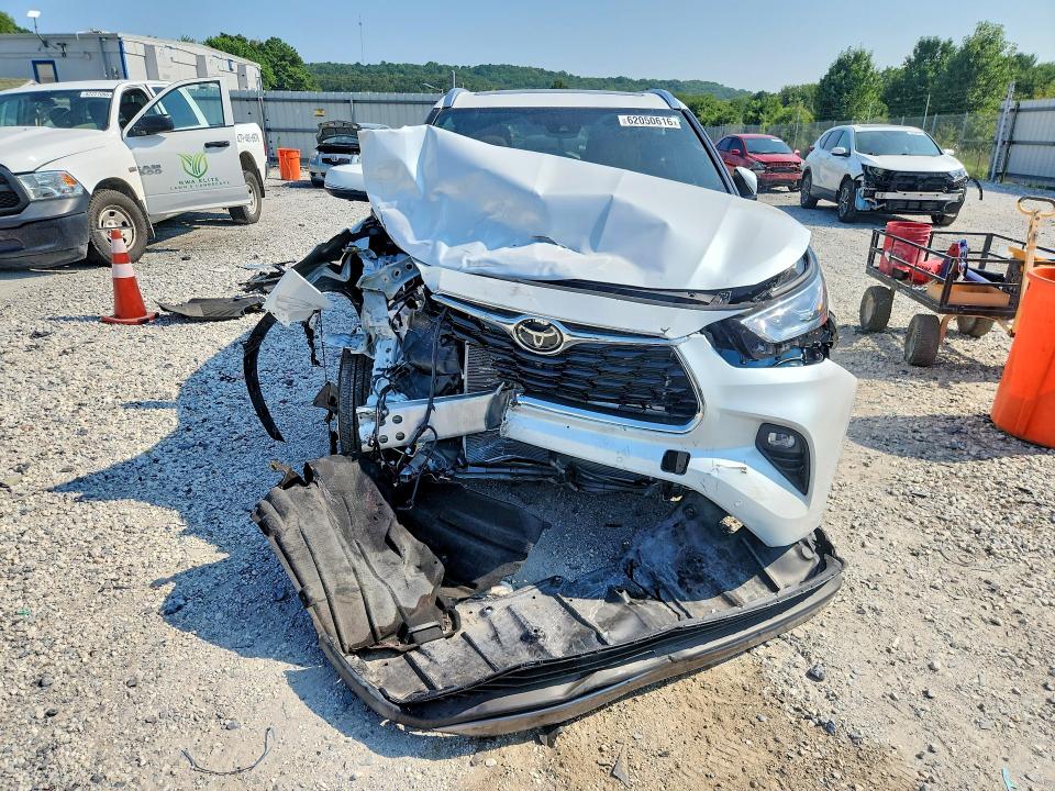 62050616 :رقم المزاد ، 5TDKDRBH9SS580255 vin ، 2025 Toyota Highlander مزاد بيع