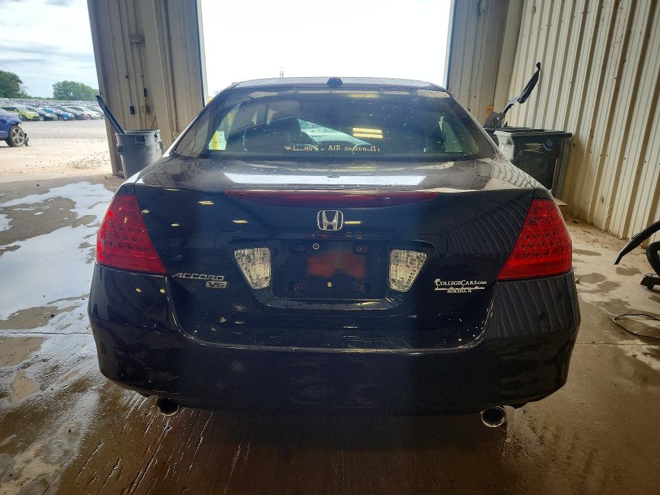 59957316 :رقم المزاد ، 1HGCM66577A015463 vin ، 2007 Honda Accord مزاد بيع