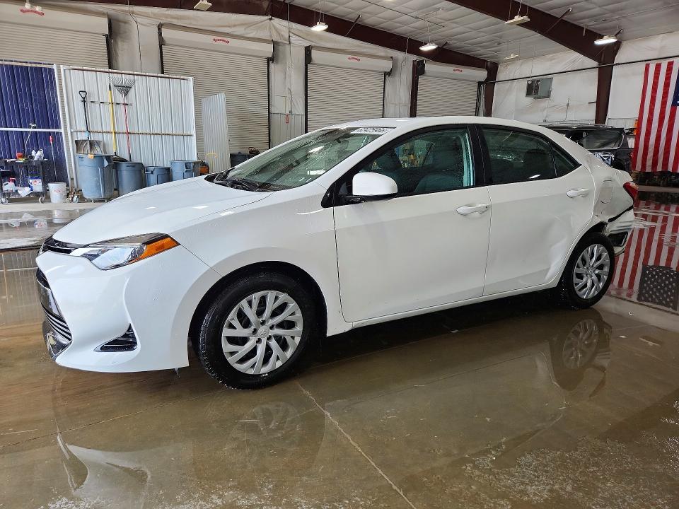 Aukcja sprzedaży 2018 Toyota Corolla, vin: 5YFBURHE1JP813145, numer aukcji: 62425966