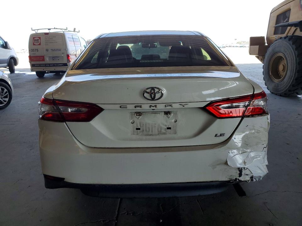 Продаж на аукціоні авто 2018 Toyota Camry, vin: JTNB11HK1J3038978, номер лоту: 61385716