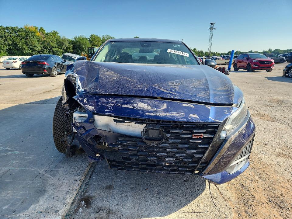 59162616 :رقم المزاد ، 1N4BL4CV5PN305334 vin ، 2023 Nissan Altima مزاد بيع