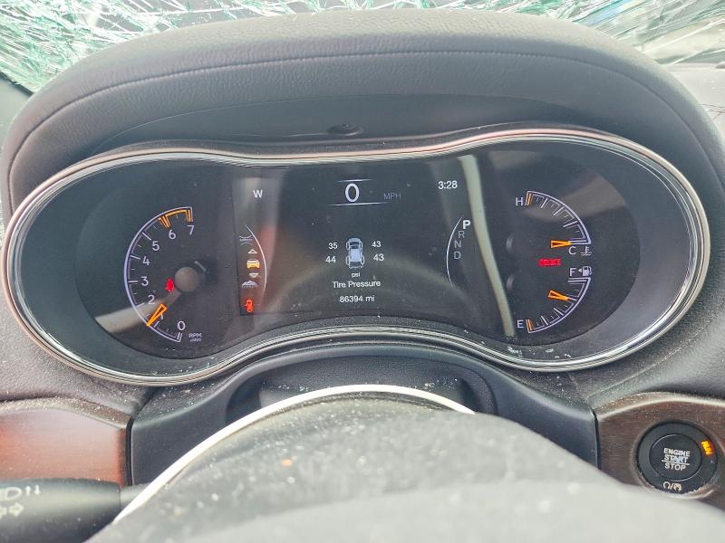 60663576 :رقم المزاد ، 1C4RJFBT0JC118905 vin ، 2018 Jeep Grand Cherokee مزاد بيع