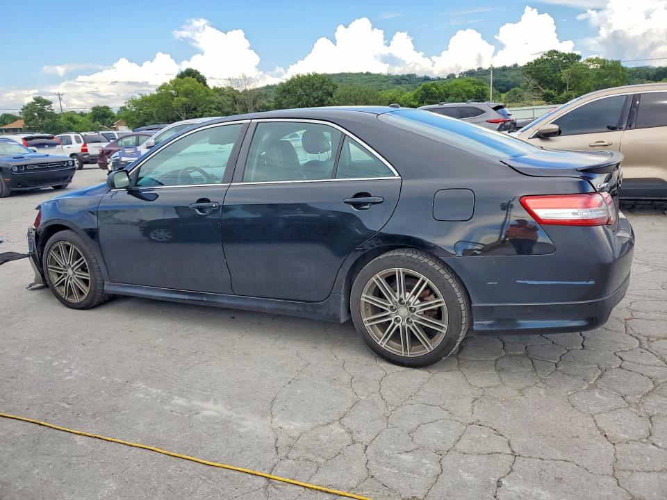 2010 Toyota Camry მანქანა იყიდება აუქციონზე, vin: 4T1BK3EK2AU100444, აუქციონის ნომერი: 61103476