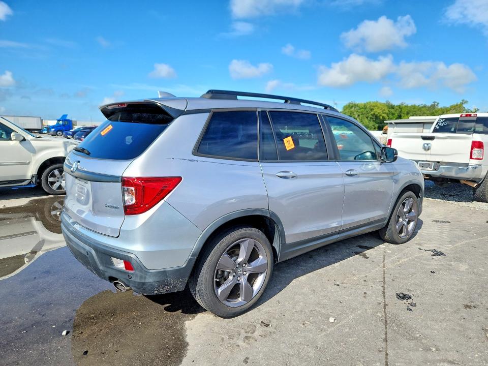 Продажа на аукционе авто 2021 Honda Passport, vin: 5FNYF7H9XMB011950, номер лота: 59590416