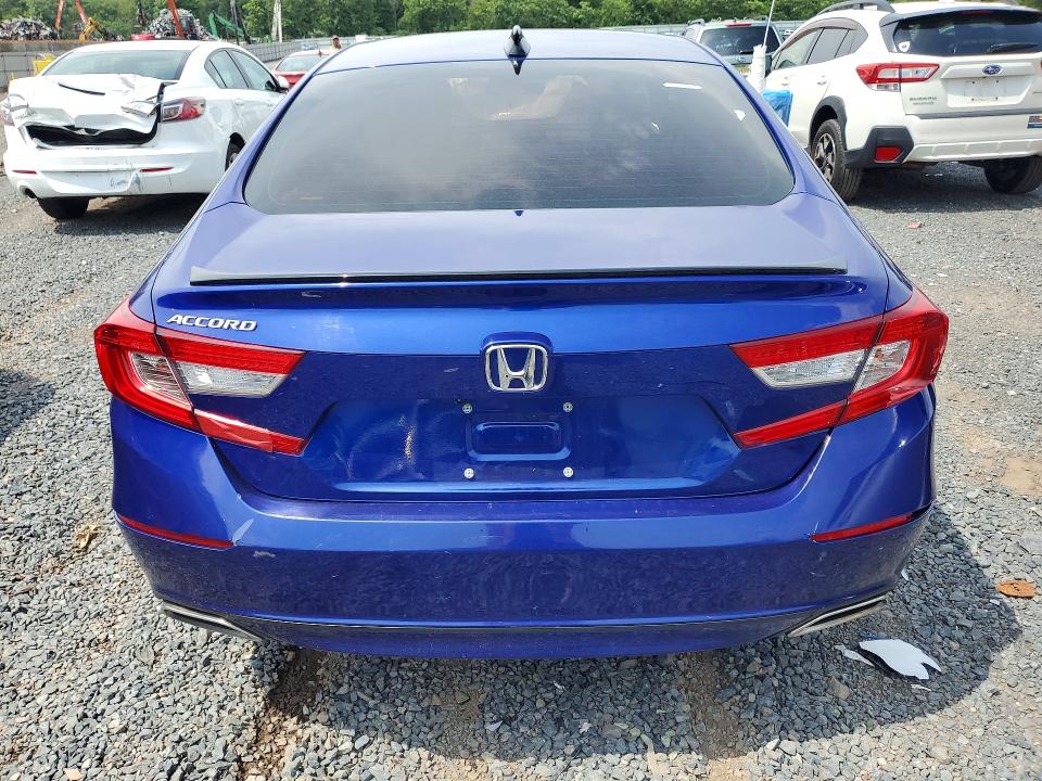 61984756 :رقم المزاد ، 1HGCV1F38NA121786 vin ، 2022 Honda Accord مزاد بيع