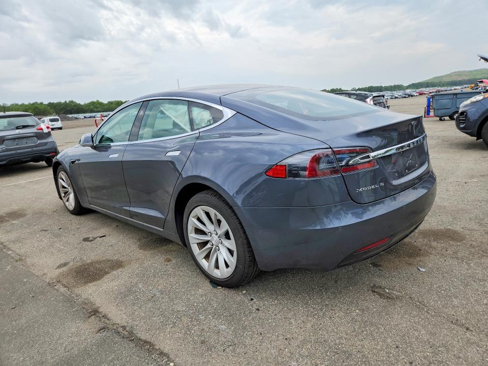 Aukcja sprzedaży 2017 Tesla Model S, vin: 5YJSA1E22HF188247, numer aukcji: 61916666