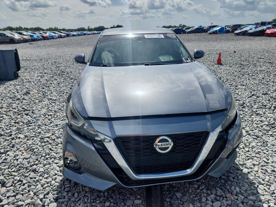 61577156 :رقم المزاد ، 1N4BL4BV0LC236074 vin ، 2020 Nissan Altima مزاد بيع