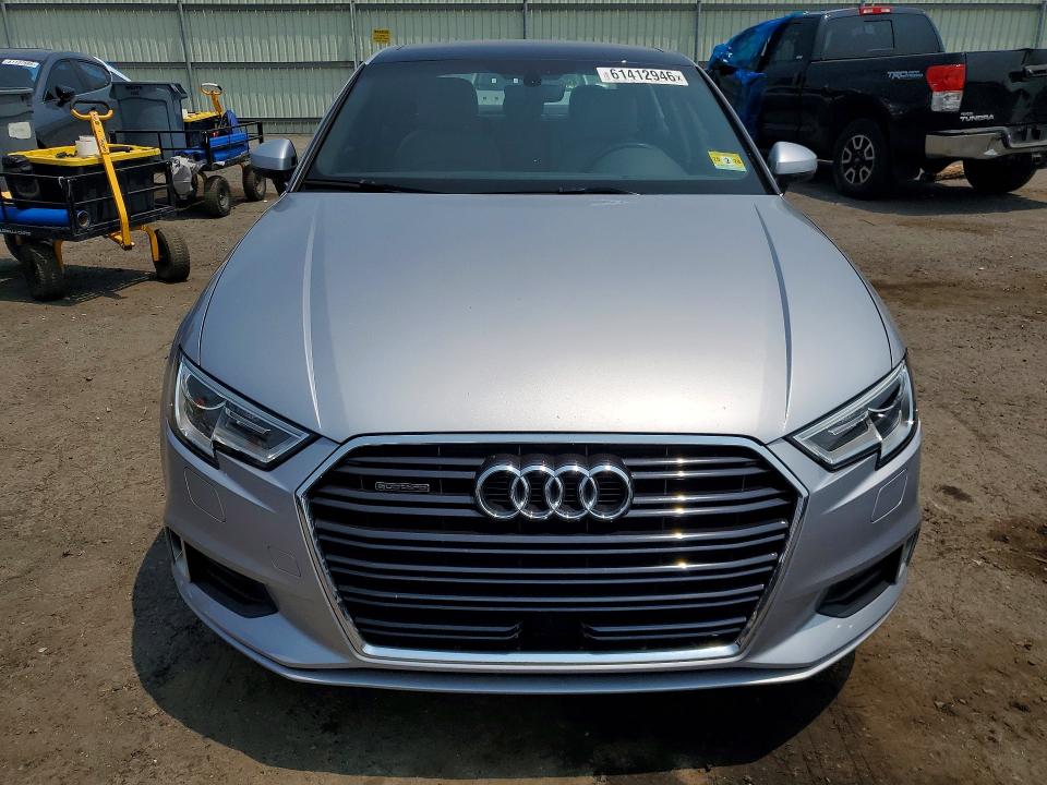 2019 Audi A3 მანქანა იყიდება აუქციონზე, vin: WAUBEGFF5K1017420, აუქციონის ნომერი: 61412946