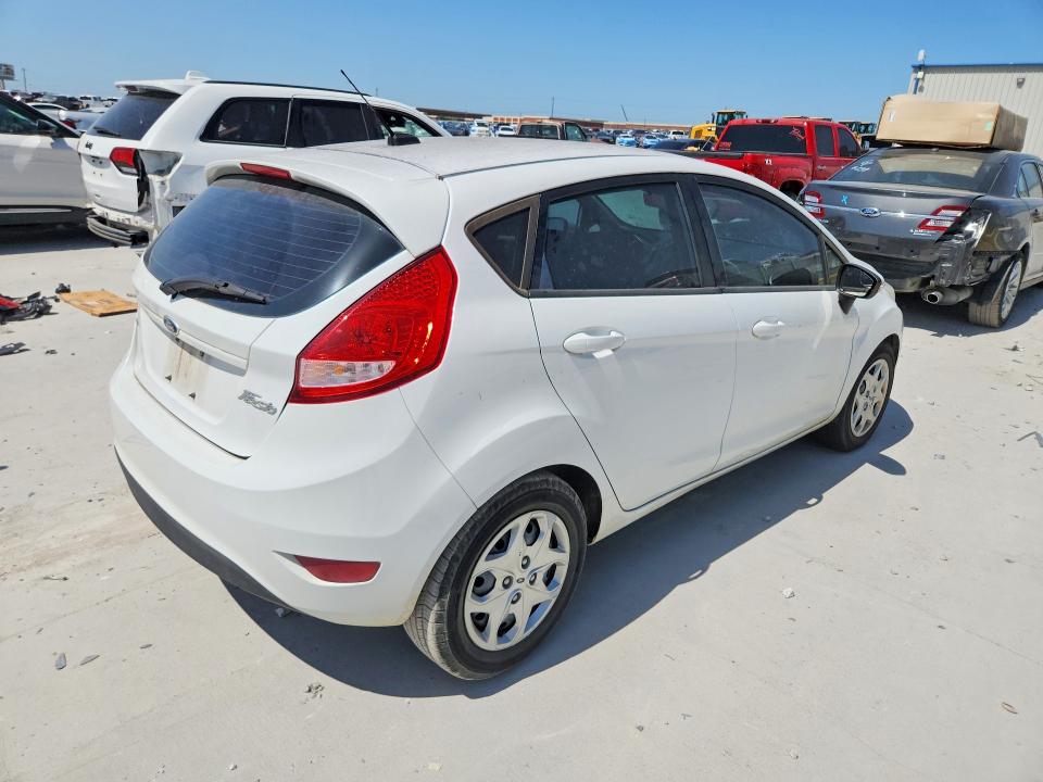2013 Ford Fiesta მანქანა იყიდება აუქციონზე, vin: 3FADP4EJXDM204352, აუქციონის ნომერი: 60054716