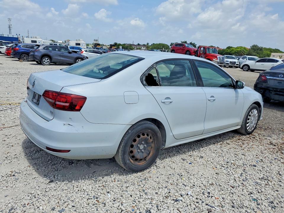 62039696 :رقم المزاد ، 3VW2B7AJ3HM223173 vin ، 2017 Volkswagen Jetta مزاد بيع