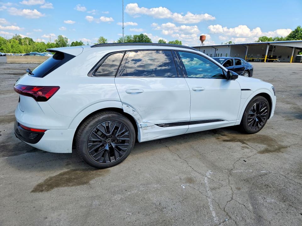 Продажа на аукционе авто 2024 Audi Q8 E-tron, vin: WA16ABGE0RB007918, номер лота: 59254996
