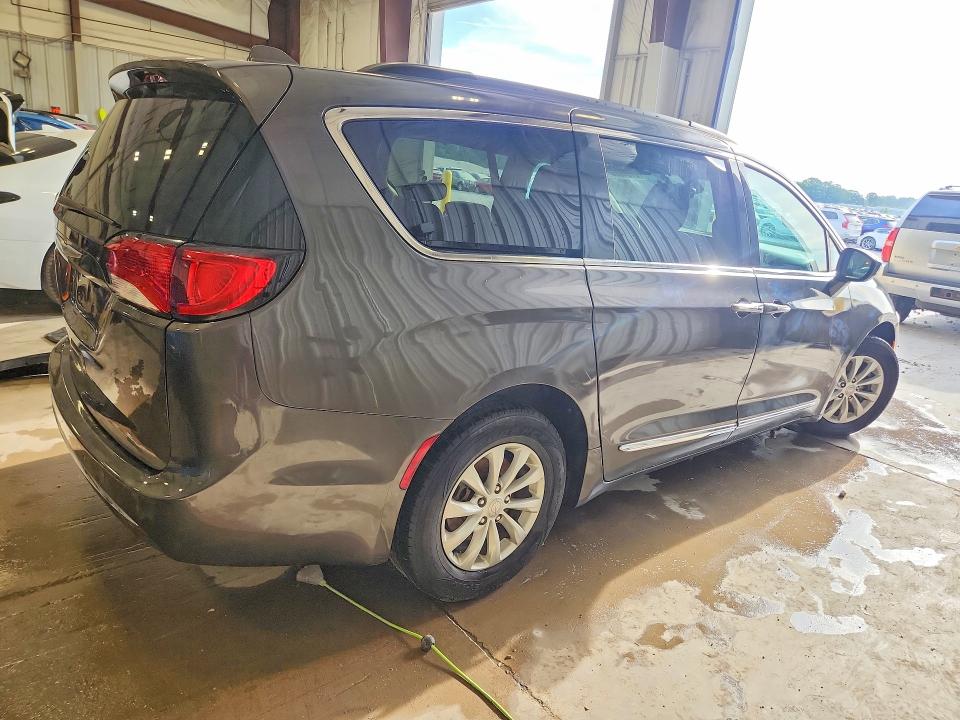 Aukcja sprzedaży 2017 Chrysler Pacifica, vin: 2C4RC1BG9HR705279, numer aukcji: 61048866