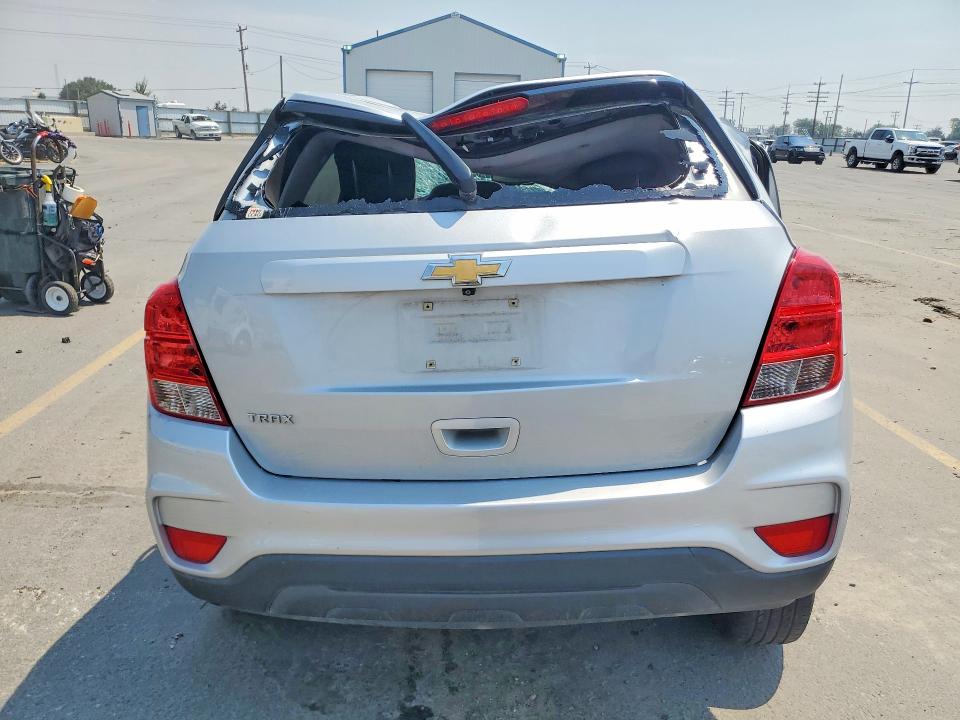 61795176 :رقم المزاد ، 3GNCJKSBXLL112260 vin ، 2020 Chevrolet Trax مزاد بيع