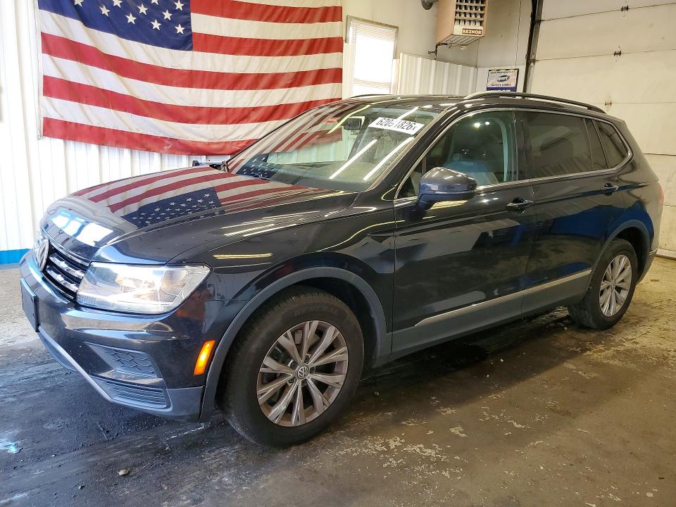 Продаж на аукціоні авто 2018 Volkswagen Tiguan, vin: 3VV2B7AX5JM067992, номер лоту: 62091826
