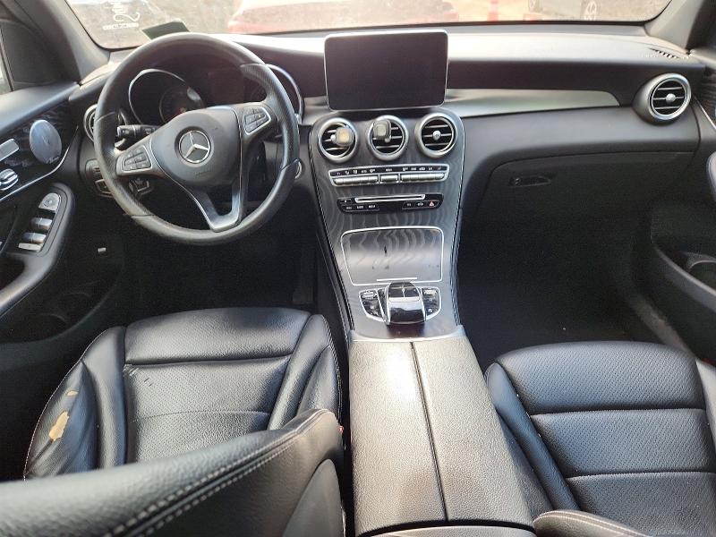62230926 :رقم المزاد ، WDC0G4JB0HV008563 vin ، 2017 Mercedes-benz Glc مزاد بيع