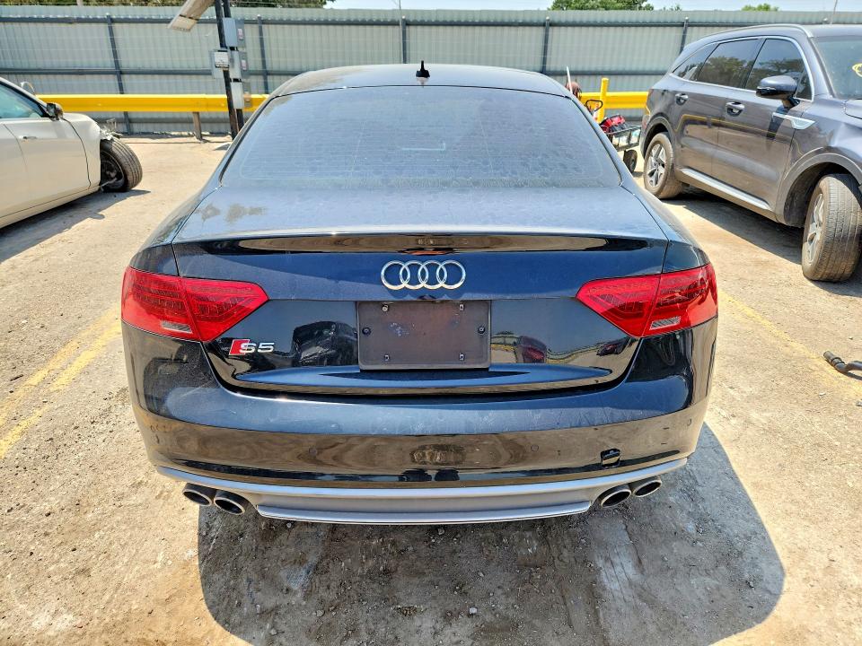 2013 Audi S5 მანქანა იყიდება აუქციონზე, vin: WAUCGAFR8DA024225, აუქციონის ნომერი: 62297166